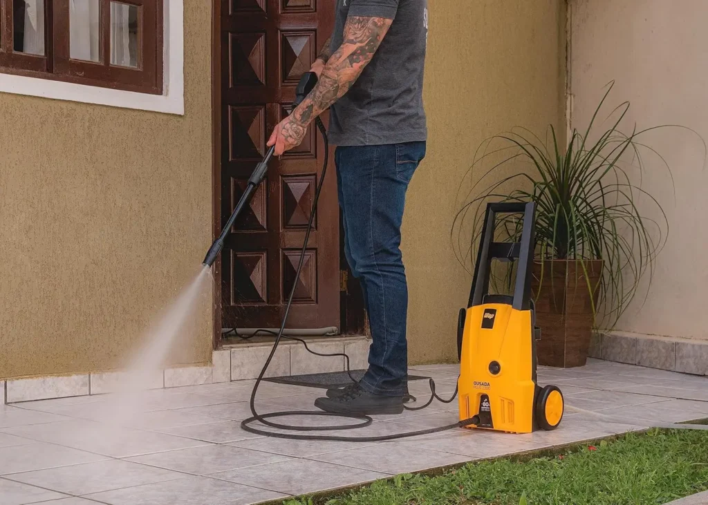 Lavadora de Alta Pressão OUSADA PLUS 2200, com Jato Leque e Concentrado, 342Lh, 1750psi 1500W 220V