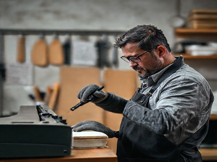 Por que é confiável Como é a Manutenção: A Manutenção da Bandeja de Papel (Rolo) (Limpeza)?